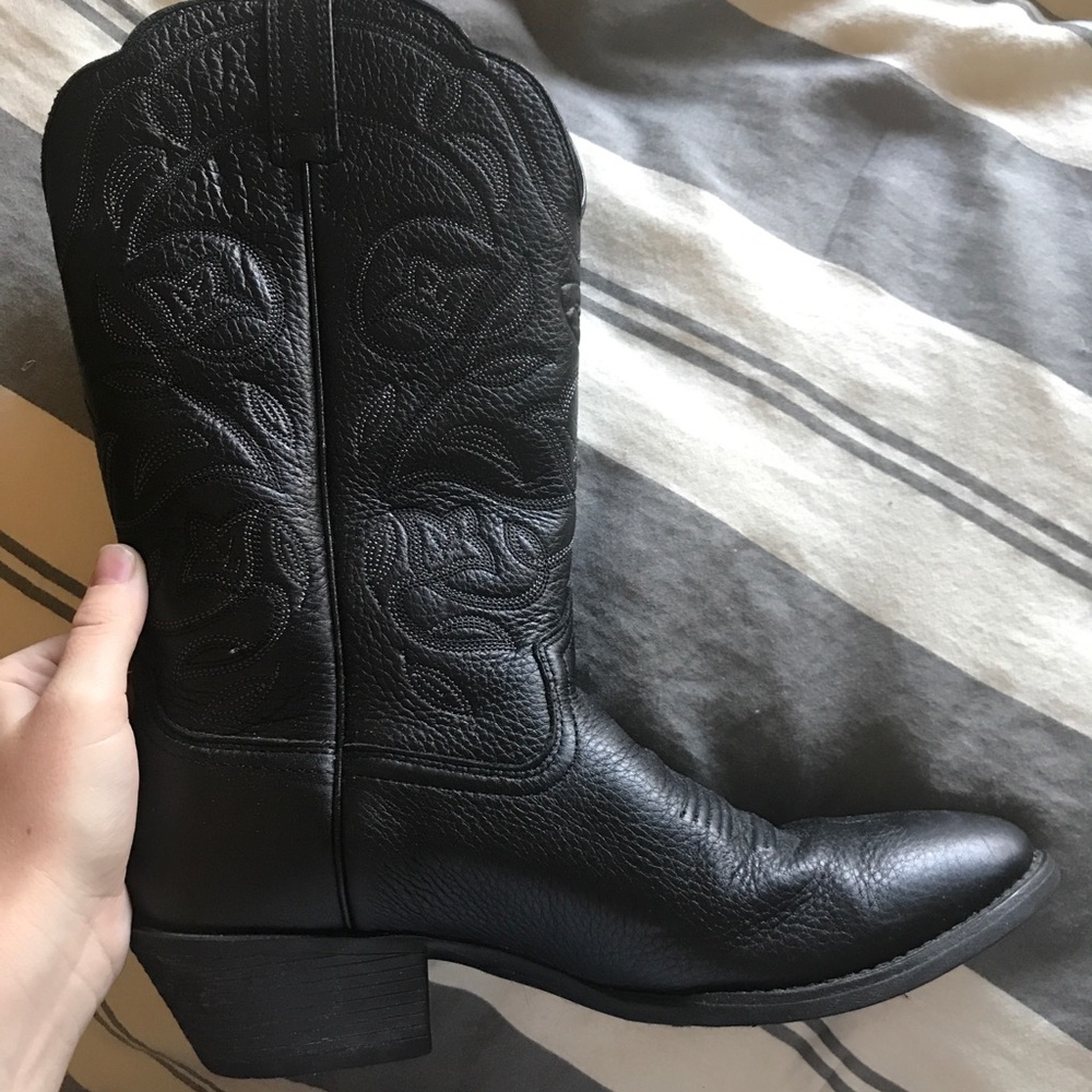 Black cowboy boots